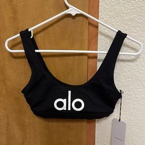 Alo yoga ambient logo bra NWT